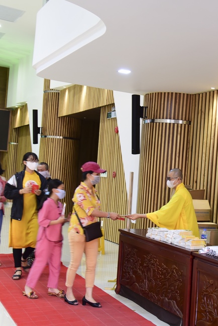 Series of photos on the first day of Lunar New Year