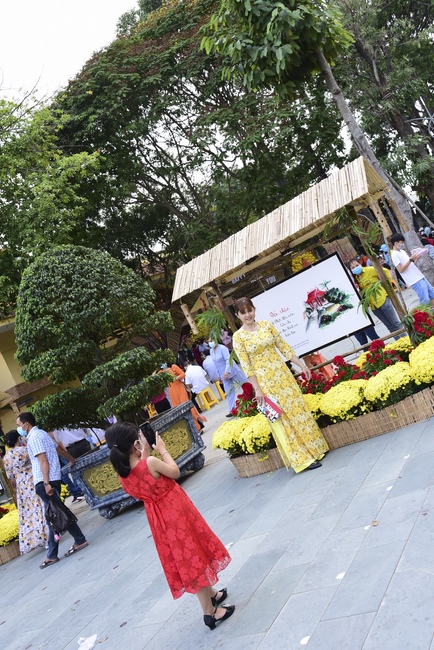 Series of photos on the first day of Lunar New Year