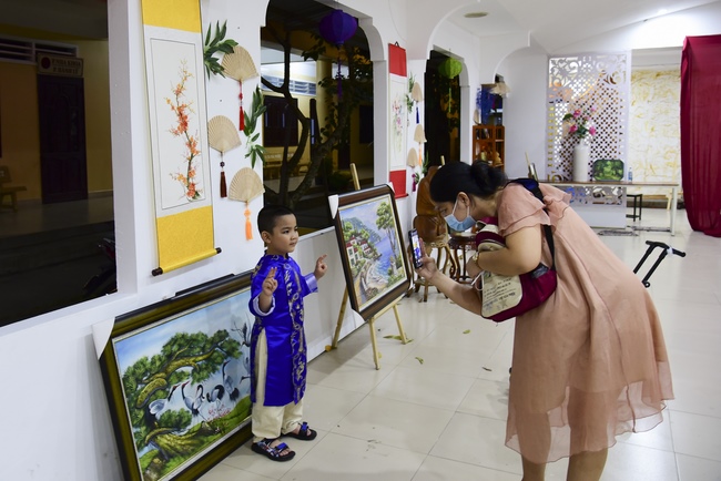 Series of photos on the first day of Lunar New Year