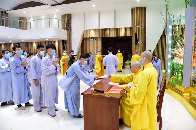 Series of photos on the first day of Lunar New Year