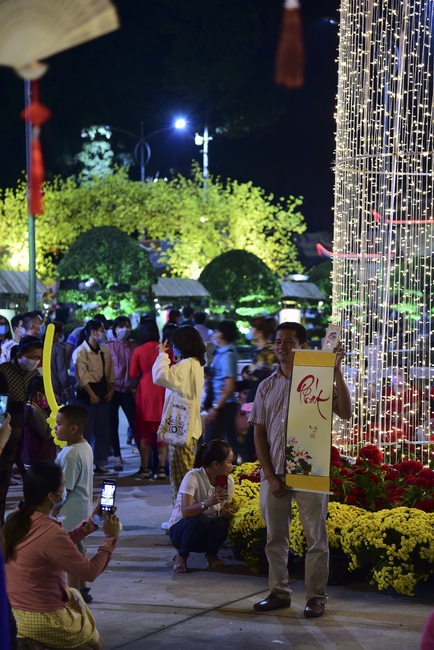 Series of photos on the first day of Lunar New Year