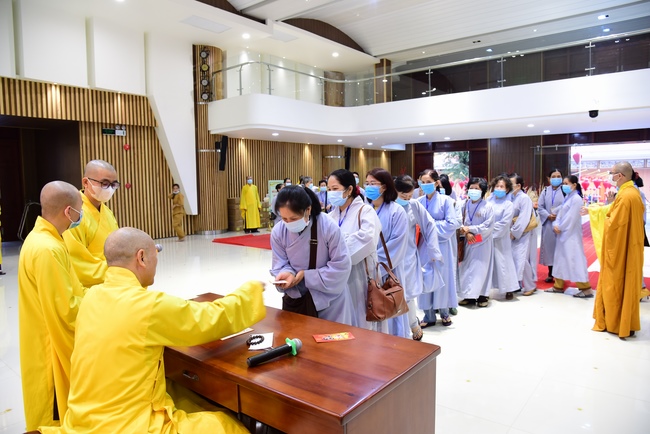 Series of photos on the first day of Lunar New Year