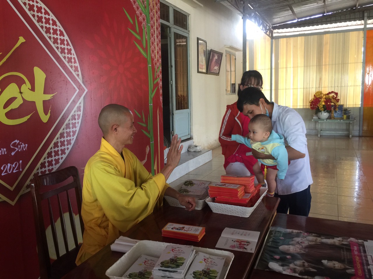 Ngày đầu xuân chùa An Hương, An Giang