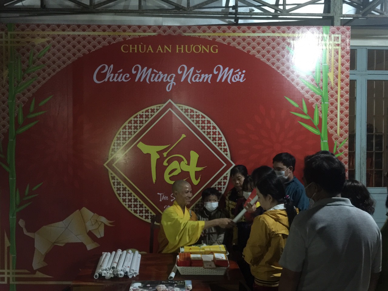 Ngày đầu xuân chùa An Hương, An Giang