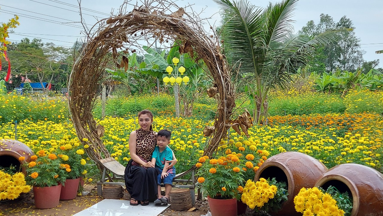 Ngày đầu xuân chùa An Hương, An Giang