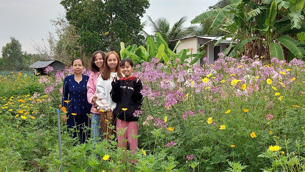 Ngày đầu xuân chùa An Hương, An Giang