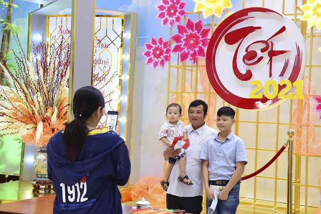 Series of photos on the second day of Lunar New Year