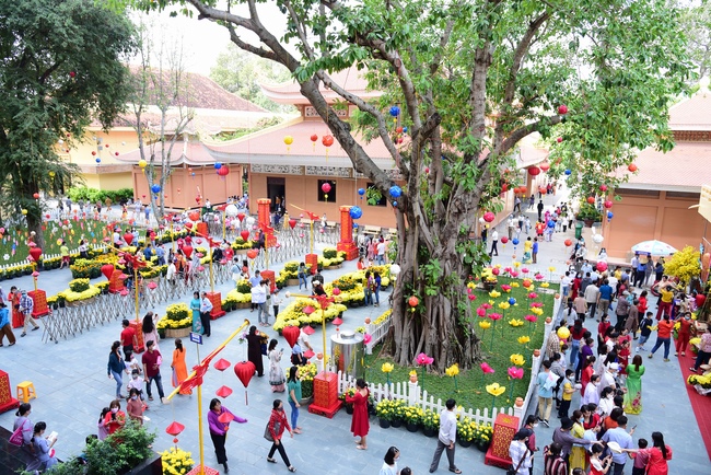 Series of photos on the second day of Lunar New Year