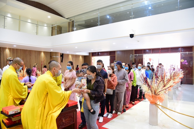 Series of photos on the second day of Lunar New Year