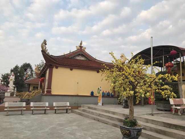 Trưởng Ban Tôn Giáo Quảng Ninh cùng Lãnh đạo UBND Tp. Hạ Long chúc tết chùa Tiêu Dao