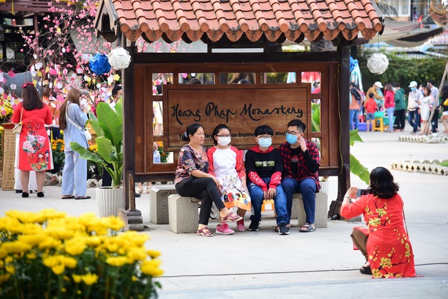 Series of photos on the third day of Lunar New Year