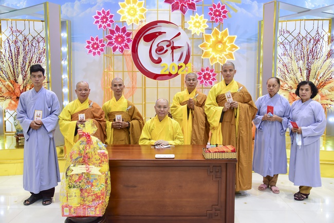 Series of photos on the third day of Lunar New Year