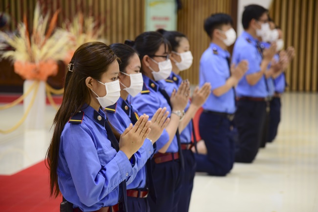 Series of photos on the third day of Lunar New Year