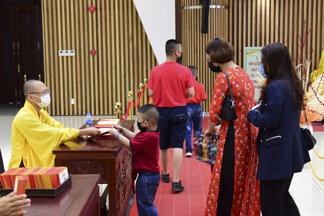 Series of photos on the third day of Lunar New Year