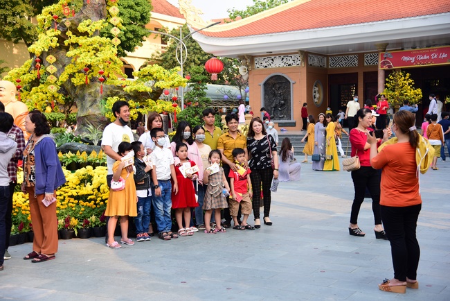 Series of photos on the third day of Lunar New Year