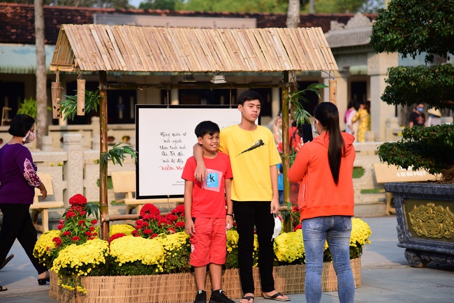 Series of photos on the third day of Lunar New Year