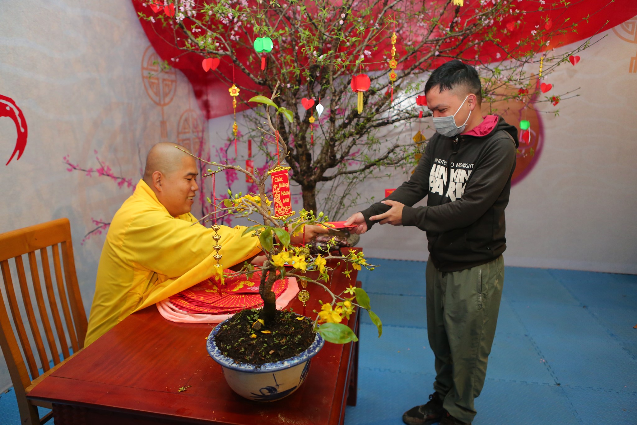 Welcoming the New Year's Eve at Dong Cao Pagoda - Thanh Hoa