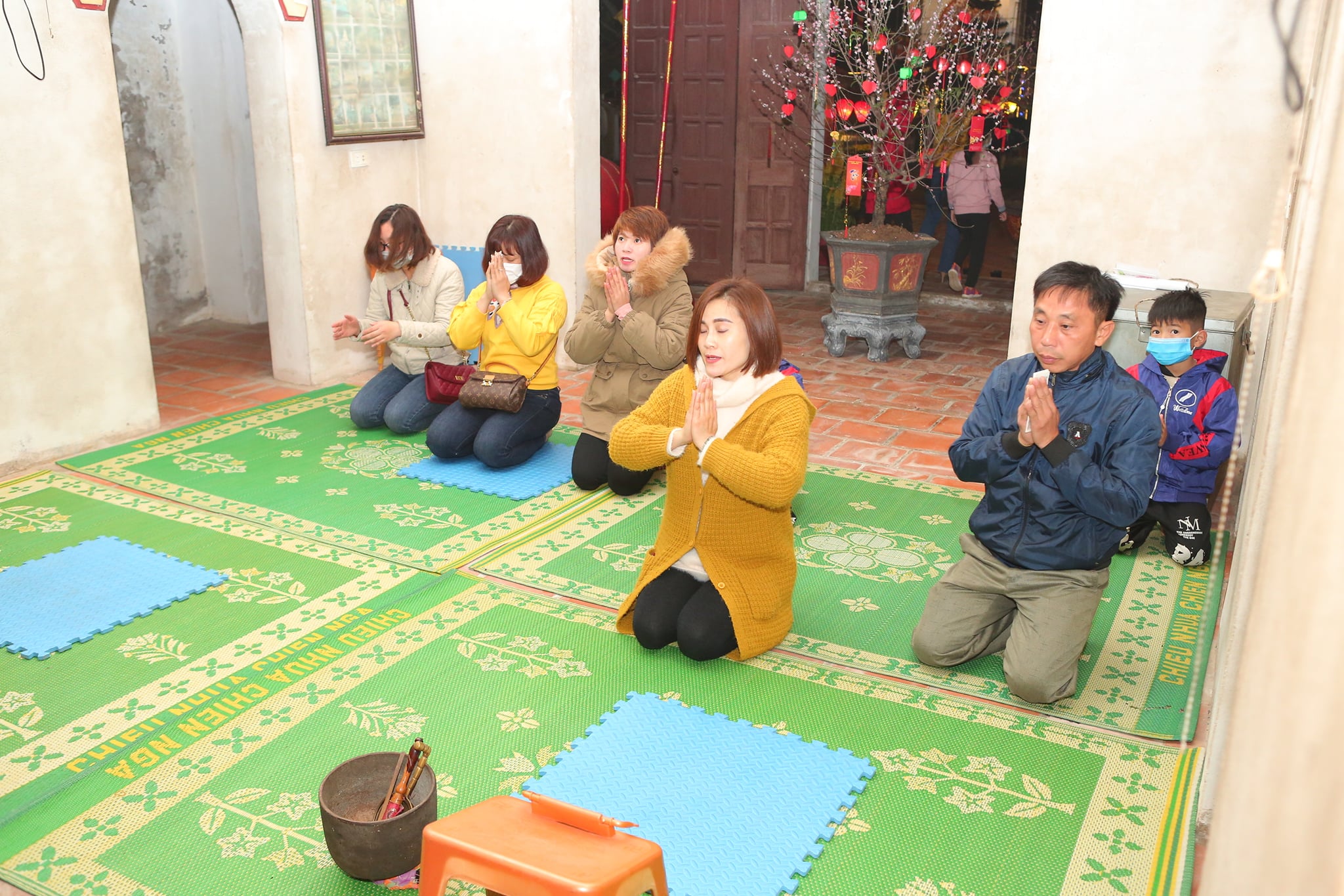 Welcoming the New Year's Eve at Dong Cao Pagoda - Thanh Hoa
