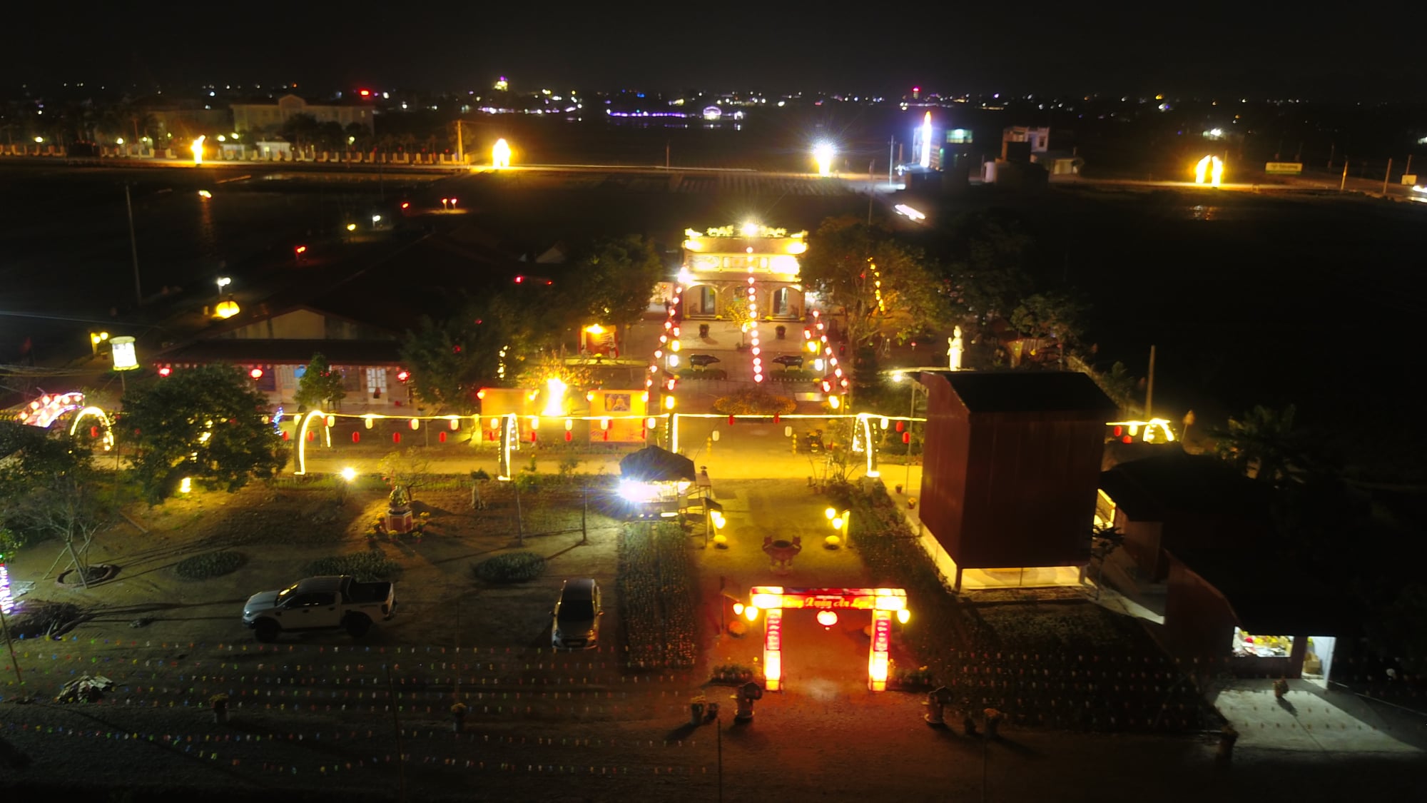 Welcoming the New Year's Eve at Dong Cao Pagoda - Thanh Hoa