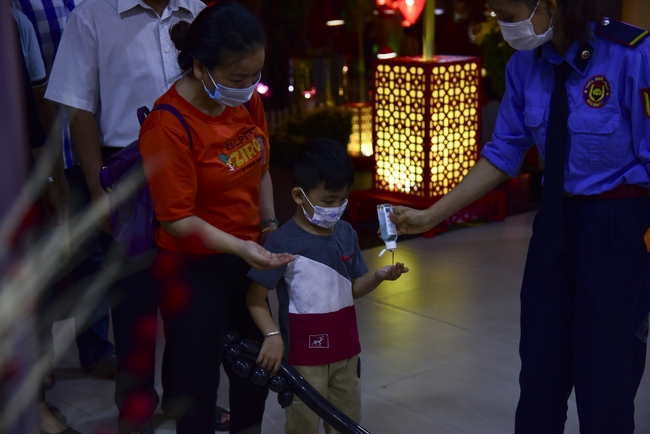 Series of photos on the 4th day of Lunar New Year