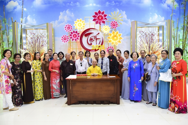 Series of photos on the 4th day of Lunar New Year