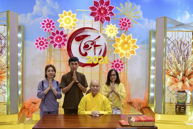 Series of photos on the 4th day of Lunar New Year