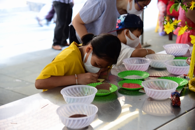 Series of photos on the 4th day of Lunar New Year