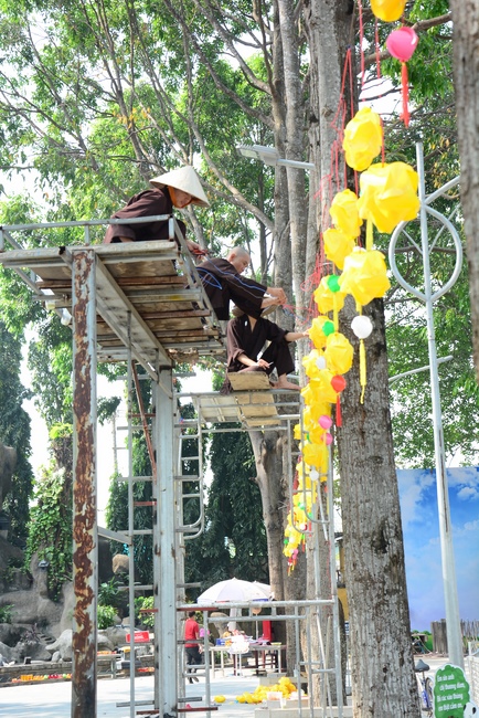 Series photos of preparing for the New Year of Buffalo (part 2)