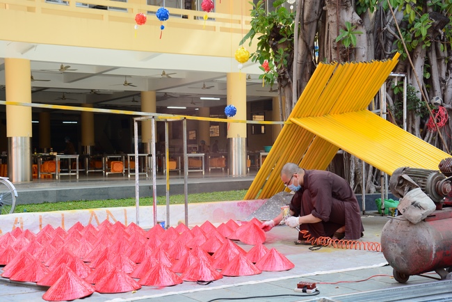 Series photos of preparing for the New Year of Buffalo (part 2)