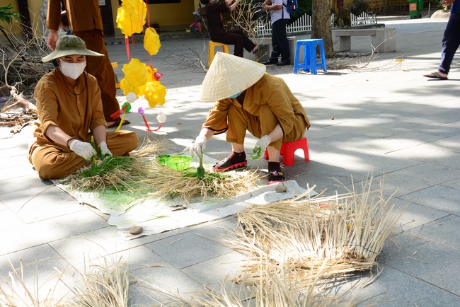 Series photos of preparing for the New Year of Buffalo (part 2)