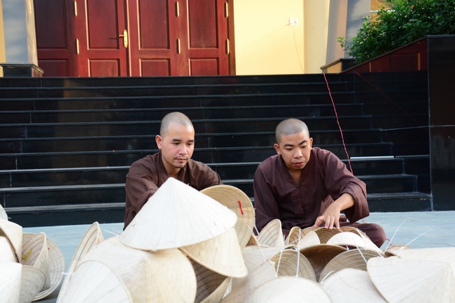 Series photos of preparing for the New Year of Buffalo (part 2)