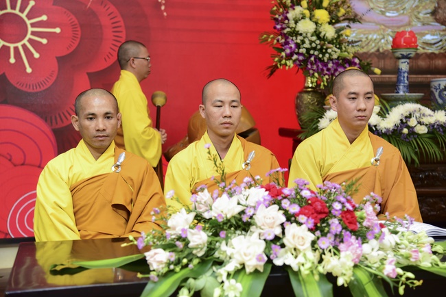 The Wedding Ceremony at the pagoda
