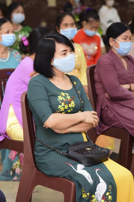 The Wedding Ceremony at the pagoda