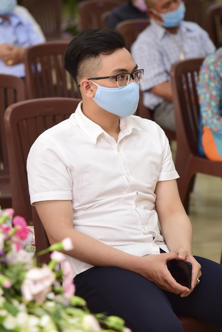 The Wedding Ceremony at the pagoda