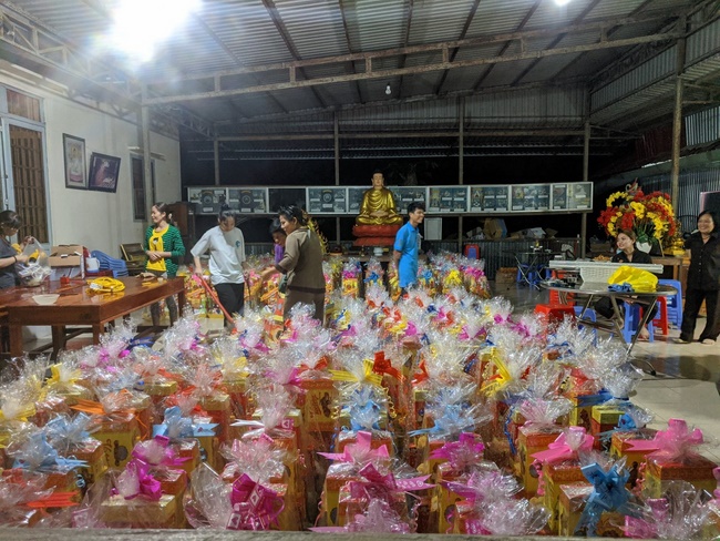 Program Warm spring of An Huong pagoda, An Giang