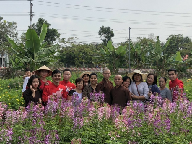 Program Warm spring of An Huong pagoda, An Giang