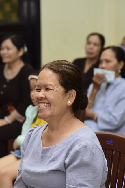 GALA program “Laughter at the Temple Gate”.