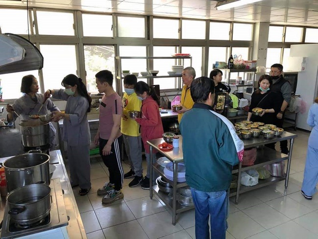 Medicine Buddha assembly Dharma for New Year Praying-for-Peace in Taiwan