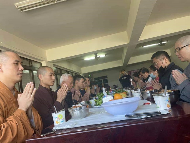 Medicine Buddha assembly Dharma for New Year Praying-for-Peace in Taiwan