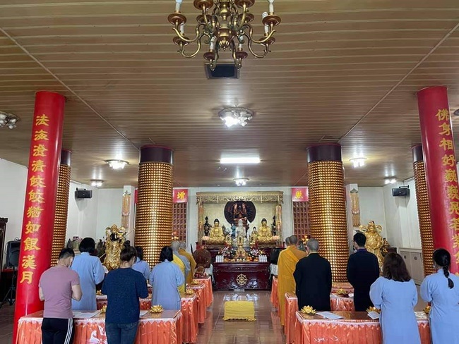 Medicine Buddha assembly Dharma for New Year Praying-for-Peace in Taiwan