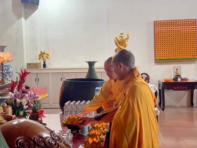 Medicine Buddha assembly Dharma for New Year Praying-for-Peace in Taiwan