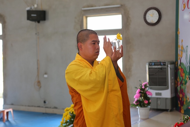 The Ceremony Praying for Peace in the New Year at Dong Cao Pagoda (internality) in Thanh Hoa.