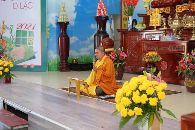 The Ceremony Praying for Peace in the New Year at Dong Cao Pagoda (internality) in Thanh Hoa.