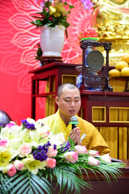 The Wedding Ceremony at the pagoda