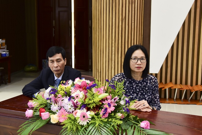 The Wedding Ceremony at the pagoda