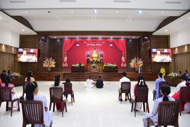 The Wedding Ceremony at the pagoda