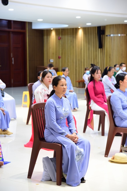 The Wedding Ceremony at the pagoda