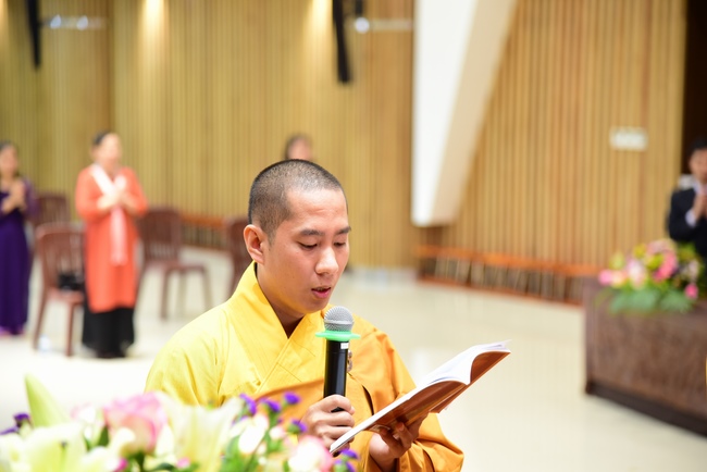 The Wedding Ceremony at the pagoda