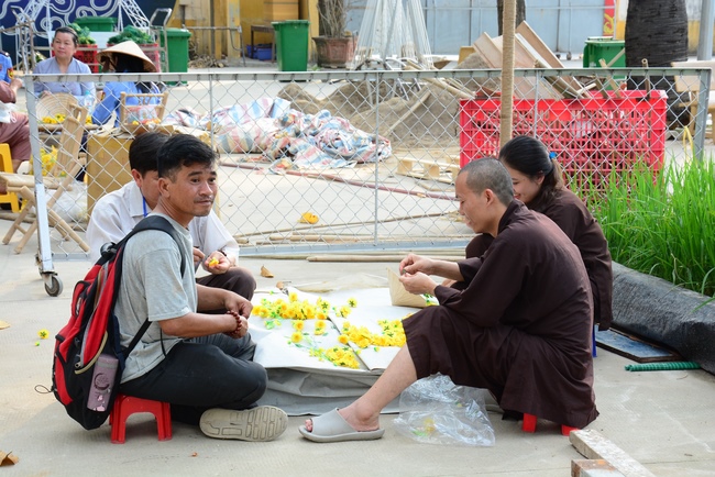 Series photos of preparing for the New Year of Buffalo (part 3)