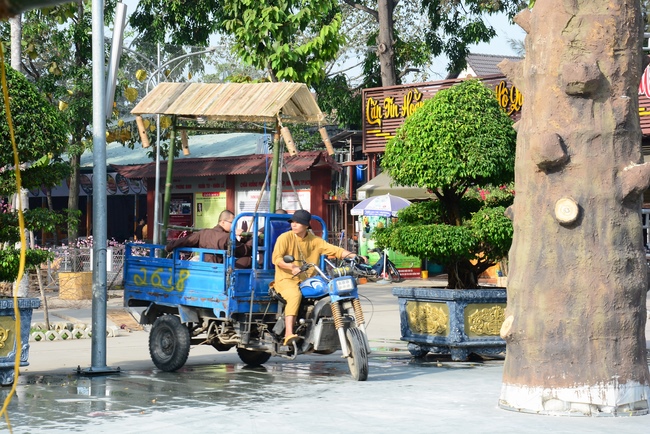 Series photos of preparing for the New Year of Buffalo (part 3)